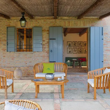 Deda 12&2 By Marche Vila *